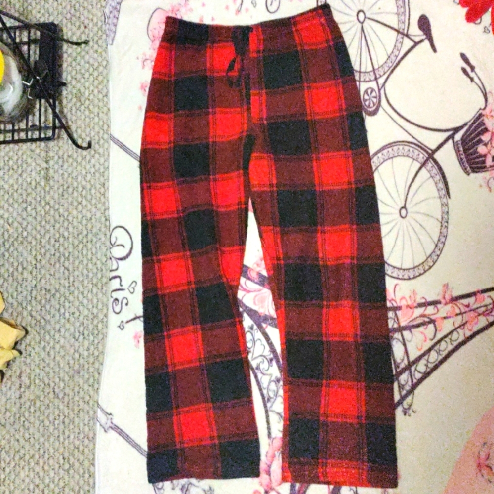 Medium red x black plaid pajama pants